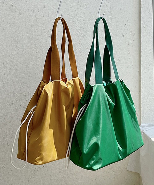 fd style(エフディ スタイル)の「Drawstring 超軽量ショルダーバッグ(ショルダーバッグ・レディース・Black/DK.Grn/Mustard/Beige・FREE)」の15枚目の写真