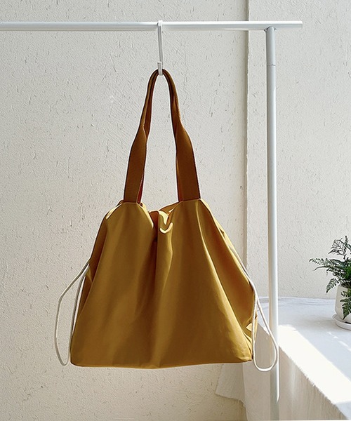 fd style(エフディ スタイル)の「Drawstring 超軽量ショルダーバッグ(ショルダーバッグ・レディース・Black/DK.Grn/Mustard/Beige・FREE)」の12枚目の写真