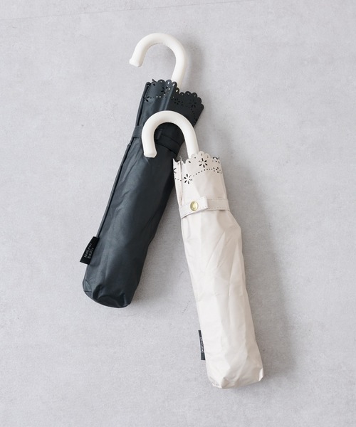 COLONY 2139（コロニートゥーワンスリーナイン）の「UVプチフラワーヒートカット折りたたみ傘（折りたたみ傘・レディース・ベージュ/ブラック・FREE）」の5枚目の写真