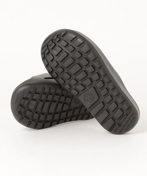 freewaters(フリーウォーターズ)の「フリーウォータース freewaters cloud9 slide(サンダル・メンズ・ブラック・28.0cm/26.0cm/27.0cm/25.0cm)」の3枚目の写真