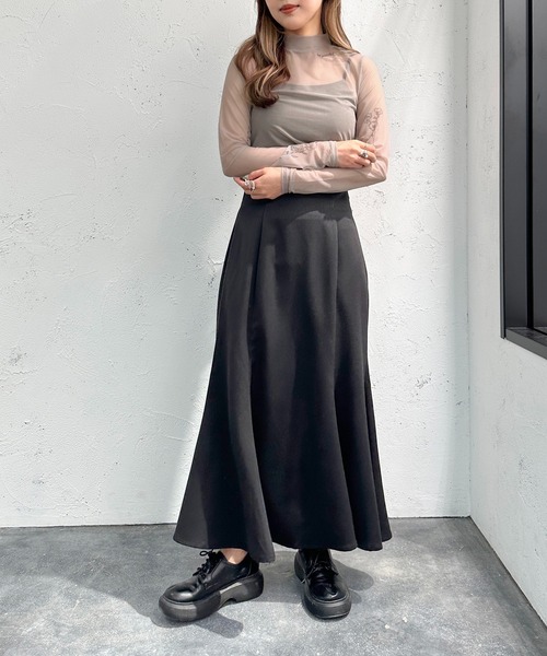 apres jour mignon（アプレジュールミニョン）の「フラワータトゥートップス【ZOZOTOWN限定アイテム】（Tシャツ/カットソー・レディース・ブラック/グレー・フリー）」の18枚目の写真