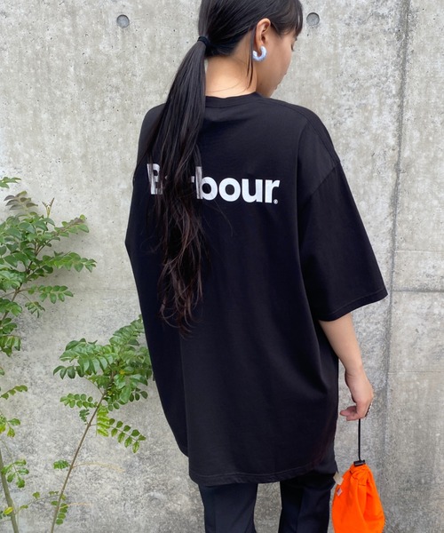 Barbour（バブアー）の「[Barbour/バブアー] ベーシックロゴ バックプリントTシャツ（Tシャツ/カットソー・レディース・ブラック/ホワイト/グリーン・L/M/S/XL）」の12枚目の写真