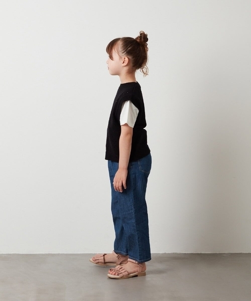 a.v.v（アーヴェヴェ）の「[100-130]【2点セット】アイレット柄ニットベストセット（ベスト・キッズ・アイボリー/ブラック・100/110/120/130）」の18枚目の写真