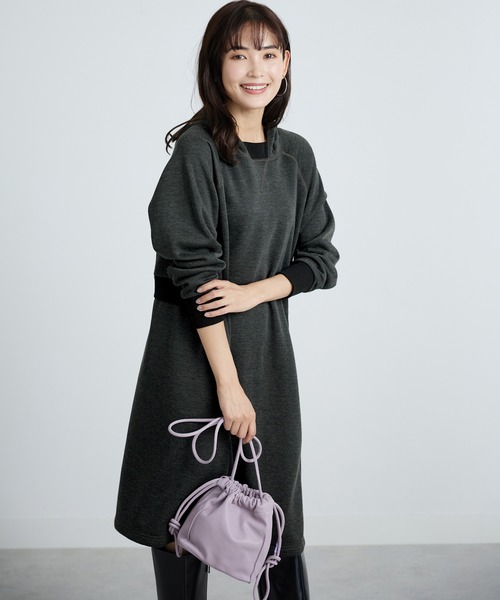 BELLUNA PLUS(ベルーナ)の「リブ使いパーカーワンピース(ワンピース・レディース・チャコール/モカ/パープル・LARGE/MEDIUM/X-LARGE)」の17枚目の写真