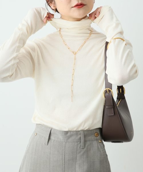 SLOBE IENA（スローブイエナ）の「【MILLER/ミラー】SLOBE別注 SHEER RIB タートルネック（その他トップス・レディース・ホワイト/グレー/アイボリー/ブラック・FREE）」の2枚目の写真