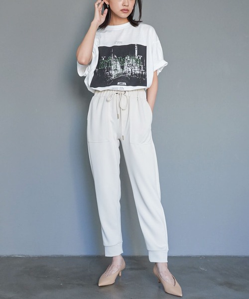 mili an deni（ミリアンデニ）の「スクーバ素材ジョガーパンツ（スラックス・レディース・モカ/ネイビー/ブラウン/ブラック/アイボリー・L/M）」の19枚目の写真