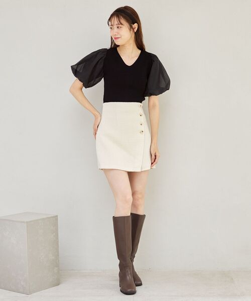 MAJESTIC LEGON(マジェスティックレゴン)の「前後2wayバルーンスリーブニット(ニット/セーター・レディース・アイボリー/ブラック/モカ・MEDIUM)」の4枚目の写真