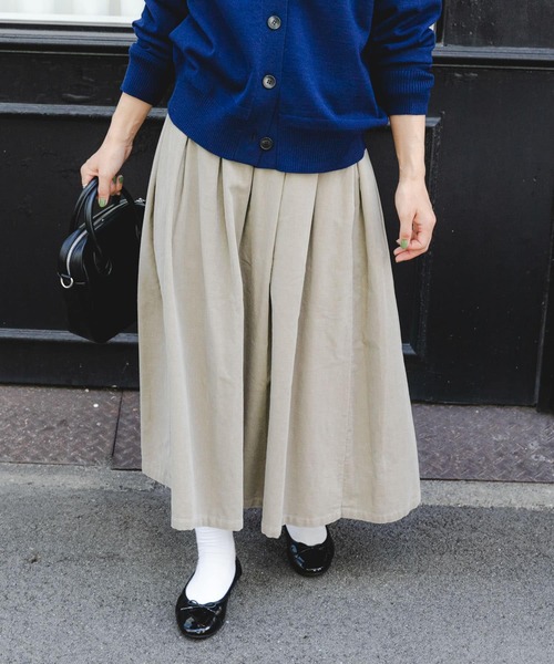 FORK&SPOON（フォークアンドスプーン）の「『洗濯可』FORK&SPOON　コーデュロイスカート（スカート・レディース・カーキ/チャコールグレー/ライトベージュ・2/1）」の5枚目の写真