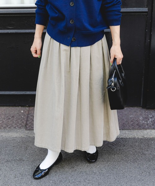 FORK&SPOON（フォークアンドスプーン）の「『洗濯可』FORK&SPOON　コーデュロイスカート（スカート・レディース・カーキ/チャコールグレー/ライトベージュ・2/1）」の8枚目の写真