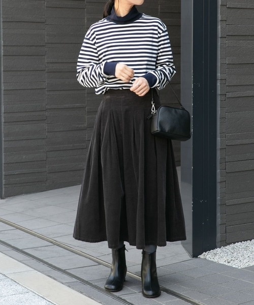 FORK&SPOON（フォークアンドスプーン）の「『洗濯可』FORK&SPOON　コーデュロイスカート（スカート・レディース・カーキ/チャコールグレー/ライトベージュ・2/1）」の20枚目の写真