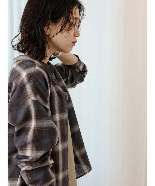 Samansa Mos2 blue（サマンサモスモスブルー）の「オンブレチェックシャツ（シャツ/ブラウス・レディース・ネイビー/ブラック/オフホワイト・F）」の12枚目の写真