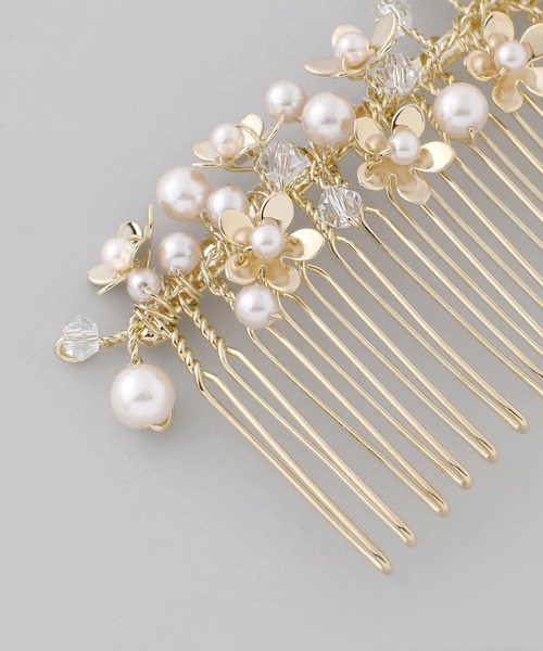 ANEMONE（アネモネ）の「パール×メタルフラワーコーム（その他ヘアアクセサリー・レディース・ゴールド・FREE）」の3枚目の写真
