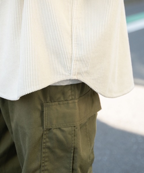 WEGO（ウィゴー）の「WEGO/コーデュロイルーズシャツ（シャツ/ブラウス・メンズ・アイボリー/ブラック・MEDIUM/LARGE）」の4枚目の写真