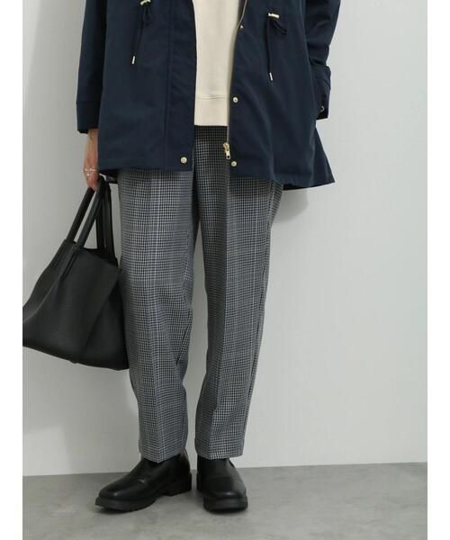 Samansa Mos2 blue（サマンサモスモスブルー）の「チェックタックテーパードパンツ（その他パンツ・レディース・ブラウン/グレー/キナリ・F）」の6枚目の写真