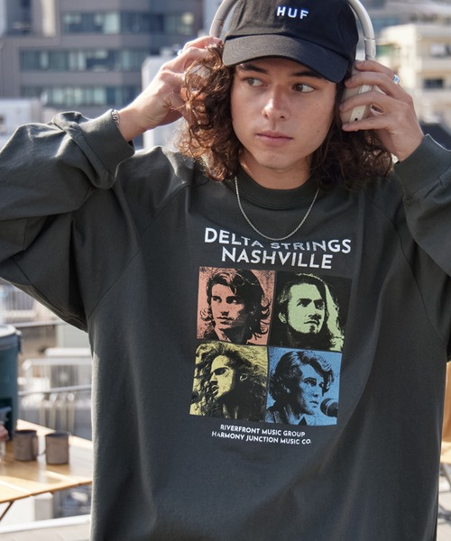 BARK MANHATTAN（バークマンハッタン）の「ヴィンテージライクロックデザイン オーバーサイズラグラン長袖Tシャツ（Tシャツ/カットソー・レディース・チャコール/アッシュグレー/ブラック系/ネイビー系1/グレー系1/アッシュブラウン/ブラック系1/グレー系2/グレー系3/オフホワイト・L/M）」の14枚目の写真