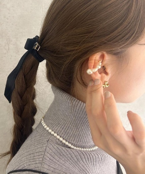 flower(フラワー)の「フローイングパールイヤーカフ(イヤーカフ・レディース・シルバー/ゴールド・FREE)」の13枚目の写真