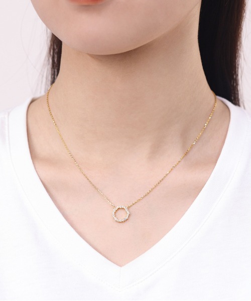 ESTELLE（エステール）の「シルバー キュービックジルコニア ネックレス ESTELLE/エステール（ネックレス・レディース・イエロー・40cm）」の6枚目の写真