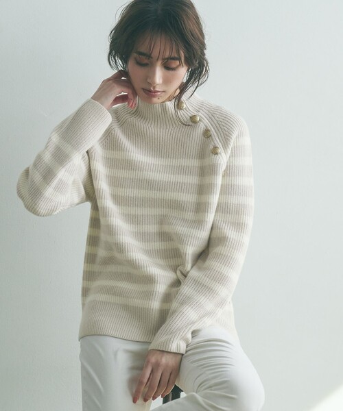23区(ニジュウサンク)の「【洗える】ウールカシミヤ パネルボーダー ニット(ニット/セーター・レディース・ベージュ系1/ブラック系1/ホワイト系1・38)」の3枚目の写真