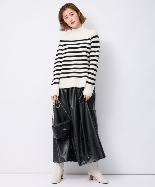 23区(ニジュウサンク)の「【洗える】ウールカシミヤ パネルボーダー ニット(ニット/セーター・レディース・ベージュ系1/ブラック系1/ホワイト系1・38)」の9枚目の写真