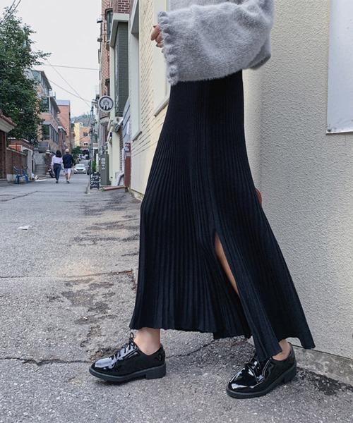 Miniministore(ミニミニストア)の「スリット Aライン プリーツスカート(スカート・レディース・ブラウン/ベージュ/ブラック/グレー・フリー)」の1枚目の写真