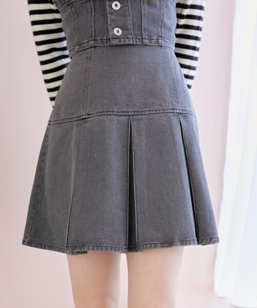 MAJESTIC LEGON（マジェスティックレゴン）の「ボックスプリーツミニスカパン（デニムスカート・レディース・ブラック系その他/グレー/ブルー/ピンク・MEDIUM）」の3枚目の写真