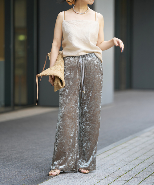 IENA LA BOUCLE（イエナラブークル）の「IENA LA BOUCLE クラッシュベロアイージーパンツ（その他パンツ・レディース・チャコールグレー/ネイビー・34/36/38/40）」の3枚目の写真