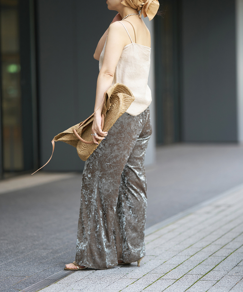 IENA LA BOUCLE（イエナラブークル）の「IENA LA BOUCLE クラッシュベロアイージーパンツ（その他パンツ・レディース・チャコールグレー/ネイビー・34/36/38/40）」の9枚目の写真