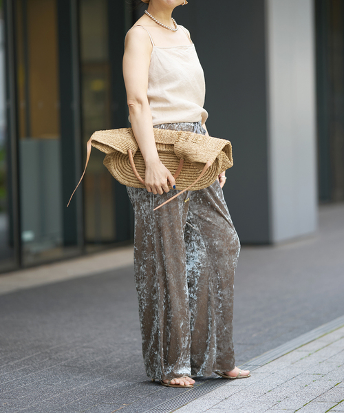 IENA LA BOUCLE（イエナラブークル）の「IENA LA BOUCLE クラッシュベロアイージーパンツ（その他パンツ・レディース・チャコールグレー/ネイビー・34/36/38/40）」の11枚目の写真