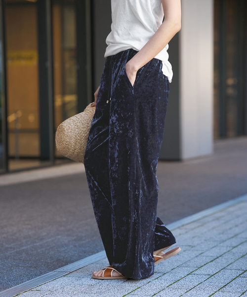 IENA LA BOUCLE（イエナラブークル）の「IENA LA BOUCLE クラッシュベロアイージーパンツ（その他パンツ・レディース・チャコールグレー/ネイビー・34/36/38/40）」の13枚目の写真