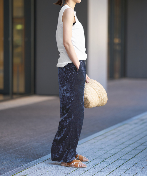 IENA LA BOUCLE（イエナラブークル）の「IENA LA BOUCLE クラッシュベロアイージーパンツ（その他パンツ・レディース・チャコールグレー/ネイビー・34/36/38/40）」の20枚目の写真