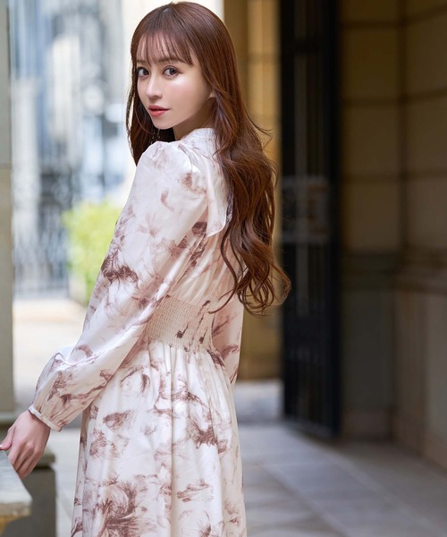 emiriawiz（エミリアウィズ）の「Motif en marbre shirring one
