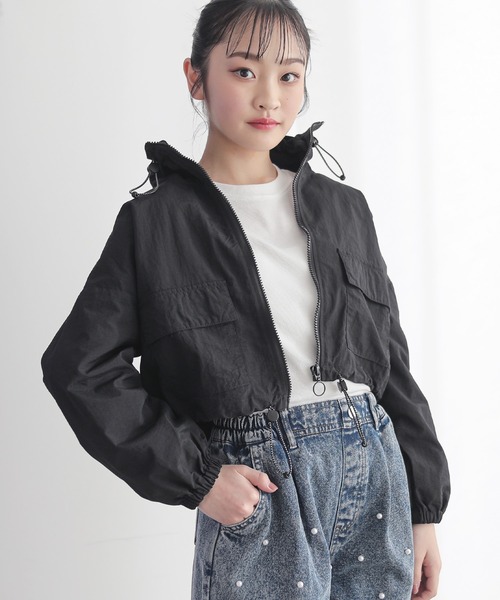 スタンドカラー ポケット付き ナイロンジャケット/マウンテン スタンドカラー ポケット付き ナイロンジャケット/マウンテン