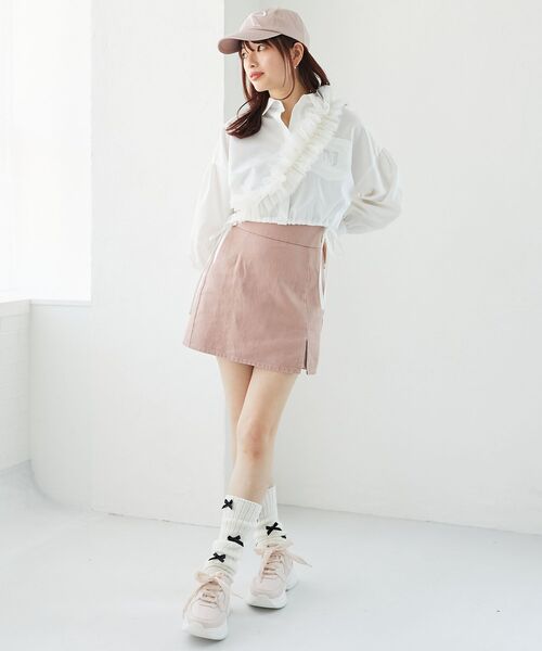 MAJESTIC LEGON（マジェスティックレゴン）の「チュールフリルショルダー（ベルト・レディース・ブラック/アイボリー/グレイッシュベージュ・FREE）」の9枚目の写真