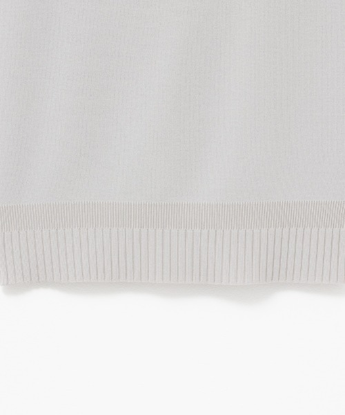 HusHusH(ハッシュアッシュ)の「HusHusH ハッシュアッシュ スクエアニットタンクトップ(タンクトップ・レディース・ライトグレー系/ブラック・L/M/S)」の12枚目の写真