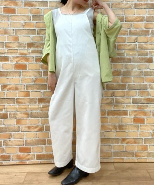 HusHusH(ハッシュアッシュ)の「HusHusH ハッシュアッシュ スクエアニットタンクトップ(タンクトップ・レディース・ライトグレー系/ブラック・L/M/S)」の4枚目の写真