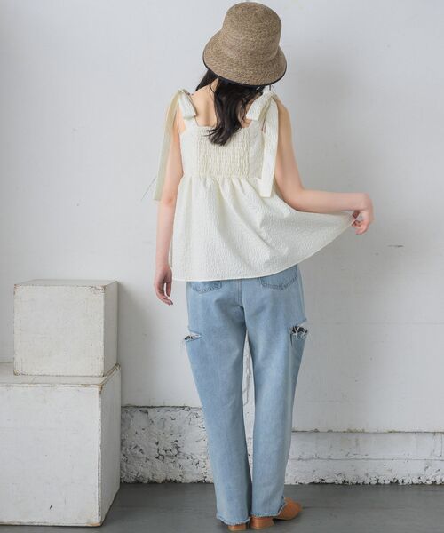 RETRO GIRL(レトロガール)の「肩リボンジャガードビスチェ(キャミソール・レディース・ブラック/ナチュラル/ベージュ・FREE)」の15枚目の写真