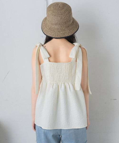 RETRO GIRL(レトロガール)の「肩リボンジャガードビスチェ(キャミソール・レディース・ブラック/ナチュラル/ベージュ・FREE)」の19枚目の写真