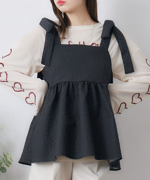 RETRO GIRL(レトロガール)の「肩リボンジャガードビスチェ(キャミソール・レディース・ブラック/ナチュラル/ベージュ・FREE)」の6枚目の写真