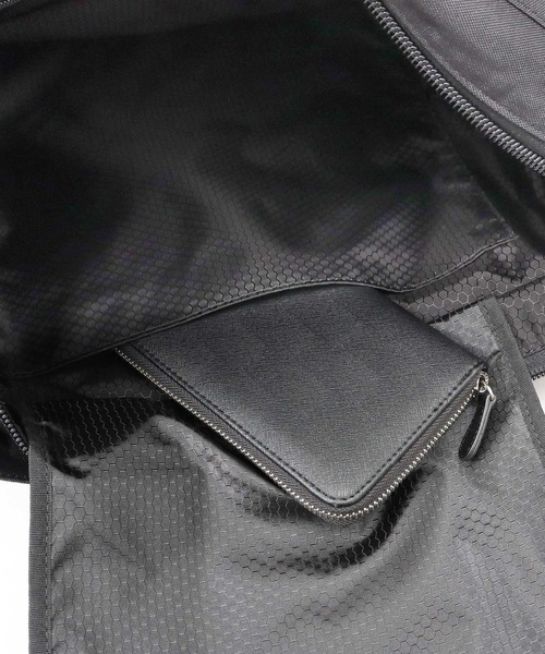 NOTIVE/CANTERA（ノーティブカンテラ）の「撥水加工 大容量 FIDLOCKバックル付き ショルダーバッグ CARSON2（カーソン2）（ショルダーバッグ・メンズ・ブラック・FREE）」の14枚目の写真