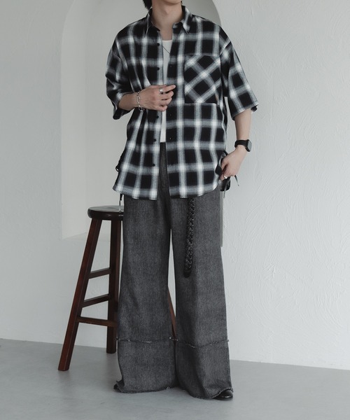 epnok(エプノック)の「フリンジフレアスラブデニムパンツ(デニムパンツ・メンズ・ブラック/サックスブルー/インディゴブルー・SMALL/LARGE/MEDIUM)」の9枚目の写真