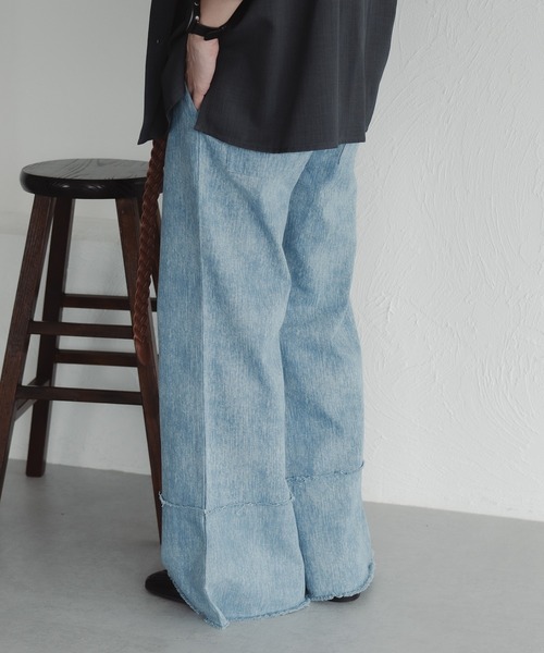 epnok(エプノック)の「フリンジフレアスラブデニムパンツ(デニムパンツ・メンズ・ブラック/サックスブルー/インディゴブルー・SMALL/LARGE/MEDIUM)」の15枚目の写真