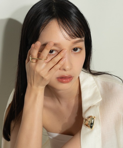 voov(ブーブ)の「ダブルフィンガー メタル リング(リング・レディース・ゴールド/シルバー・フリー)」の3枚目の写真