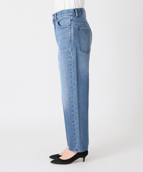woadblue(ウォードブルー)の「【W by Woadblue / ダブリューバイウォードブルー】LOOSE TAPERED DENIM(デニムパンツ・レディース・ブルー/ホワイト・23/25/24)」の3枚目の写真