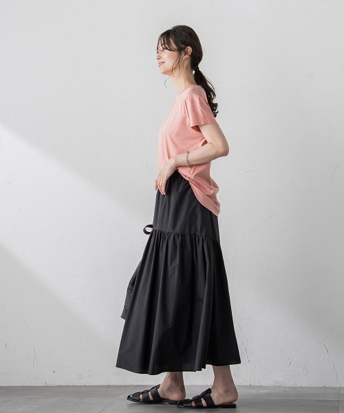 LAUTREAMONT(ロートレアモン)の「【WEB限定】【3サイズ】スムースコットンラウンドヘムカットソー≪洗える/接触冷感≫(Tシャツ/カットソー・レディース・ホワイト/チャコールグレー/ブルー/ブラック/ベージュ/ライトブルー/ピンク・11号/7号/9号)」の18枚目の写真