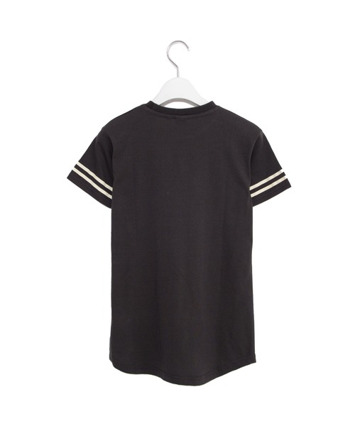 Arnold Palmer（アーノルドパーマー）の「ナンバリング ロゴ Tシャツワンピース（ワンピース・キッズ・チャコールグレー/アイボリー・95cm/105cm/115cm/125cm/135cm/145cm）」の3枚目の写真