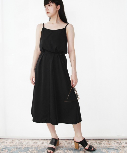 H.TOKYO(エイチトウキョウ)の「キャミソールワンピース(ワンピース・レディース・ブラック/ベージュ・SMALL/LARGE/MEDIUM)」の6枚目の写真