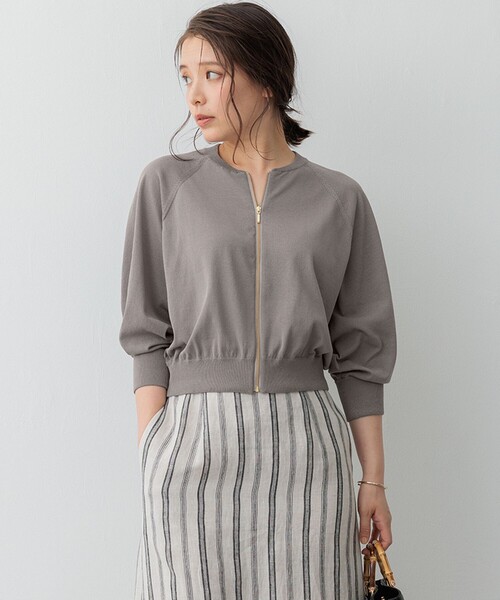 23区(ニジュウサンク)の「【SLOW/一部店舗限定】シアー ブルゾン(カーディガン/ボレロ・レディース・ホワイト系/ブラック系/ダークブラウン系/ライトグレー系・38/40)」の3枚目の写真