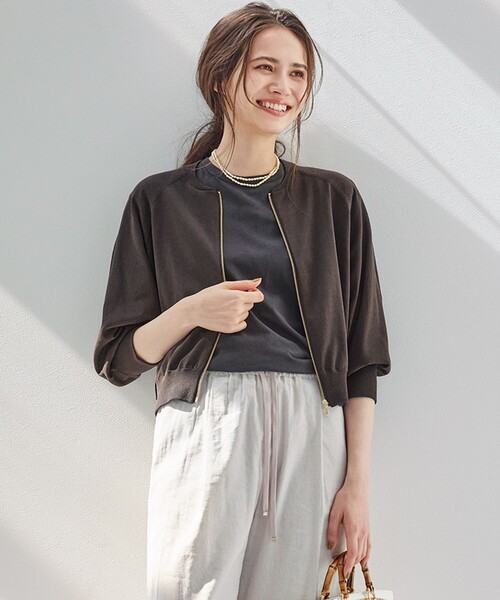 23区(ニジュウサンク)の「【SLOW/一部店舗限定】シアー ブルゾン(カーディガン/ボレロ・レディース・ホワイト系/ブラック系/ダークブラウン系/ライトグレー系・38/40)」の4枚目の写真