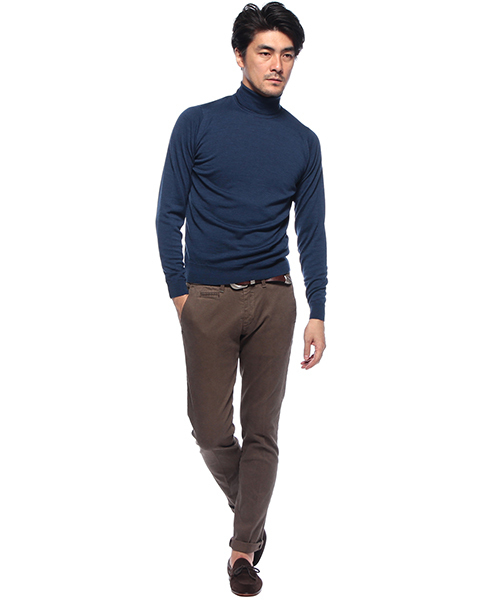 JOHN SMEDLEY（ジョンスメドレー）の「JOHN SMEDLEY / 30ゲージタートル（ニット/セーター・メンズ・ホワイト/シルバー/チャコールグレー/ブラック/ワイン/ブルー系その他/インディゴブルー/ネイビー・SMALL/LARGE/MEDIUM）」の21枚目の写真