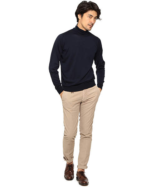 JOHN SMEDLEY（ジョンスメドレー）の「JOHN SMEDLEY / 30ゲージタートル（ニット/セーター・メンズ・ホワイト/シルバー/チャコールグレー/ブラック/ワイン/ブルー系その他/インディゴブルー/ネイビー・SMALL/LARGE/MEDIUM）」の22枚目の写真